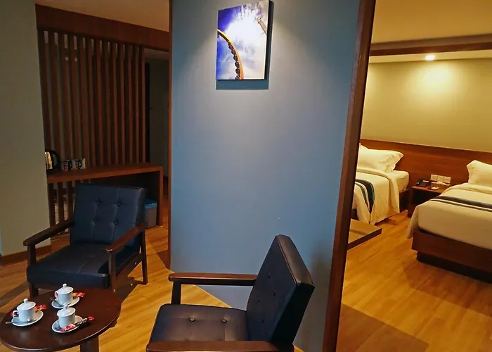 Hotel Azure