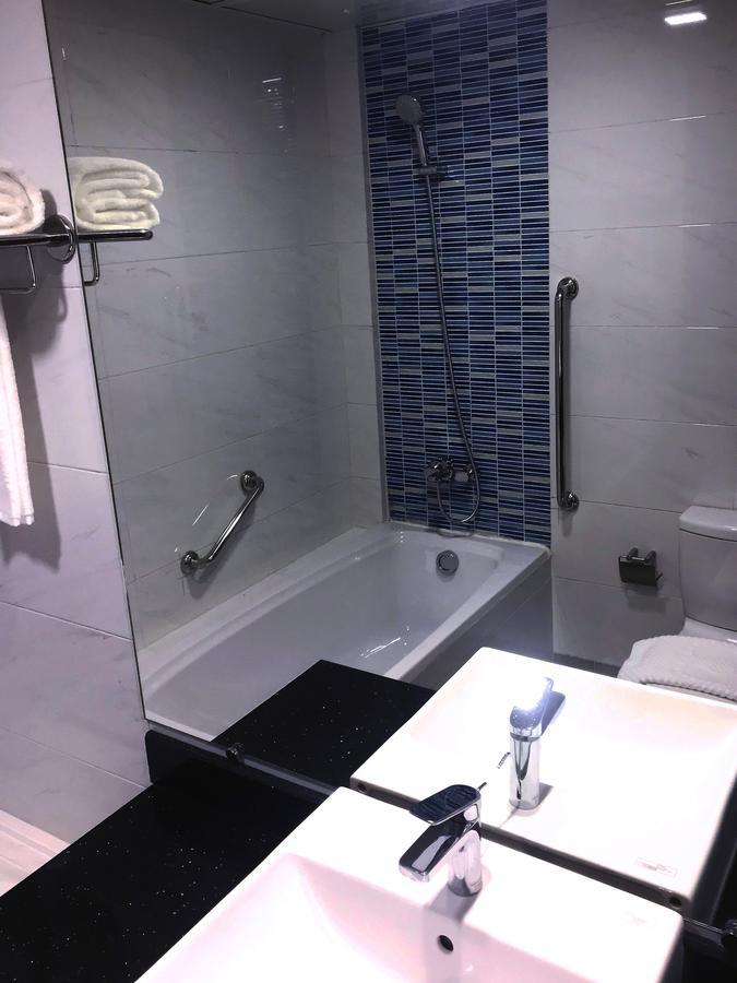 Hotel Azure 3*